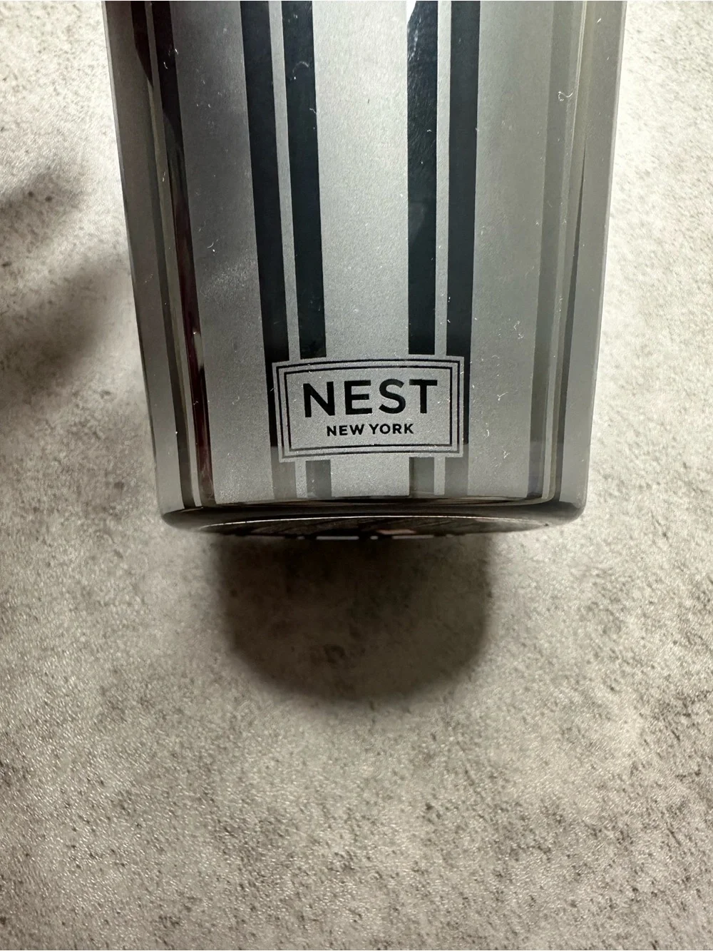 NEST New York Wilderness Charcoal Woods 8.1 oz Scented Candle New in Box